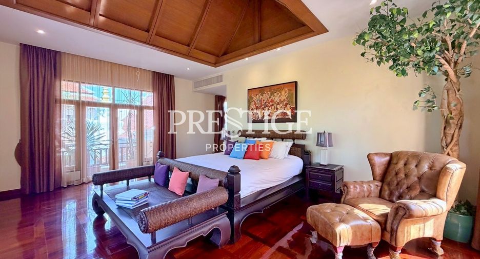 For sale 5 bedrooms house in Sattahip, Chonburi