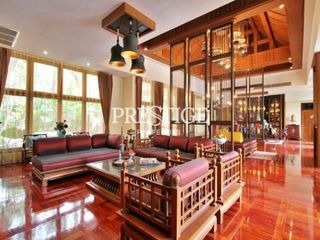 For sale 5 bed house in Sattahip, Chonburi