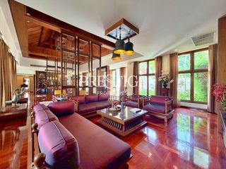Haus zum Kauf mit 5 Zimmer in Na Jomtien, Pattaya
