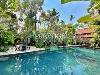 For sale 5 bed house in Na Jomtien, Pattaya