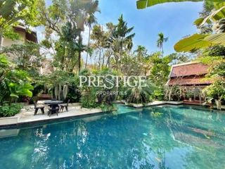 For sale 5 bed house in Sattahip, Chonburi