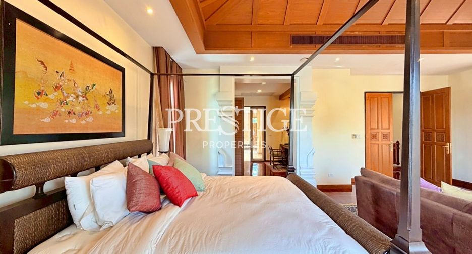 For sale 5 bedrooms house in Sattahip, Chonburi