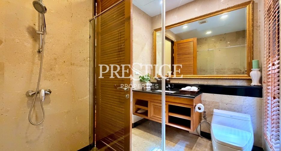 For sale 5 bedrooms house in Sattahip, Chonburi