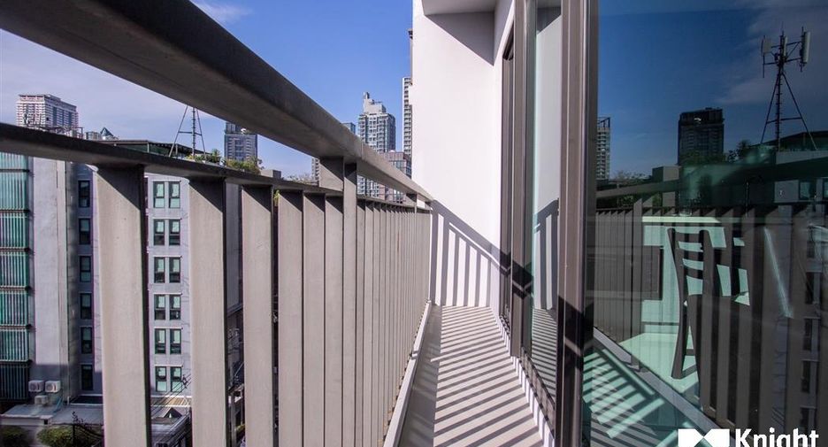 For rent 2 ベッドルーム condo in Khlong Toei, Bangkok
