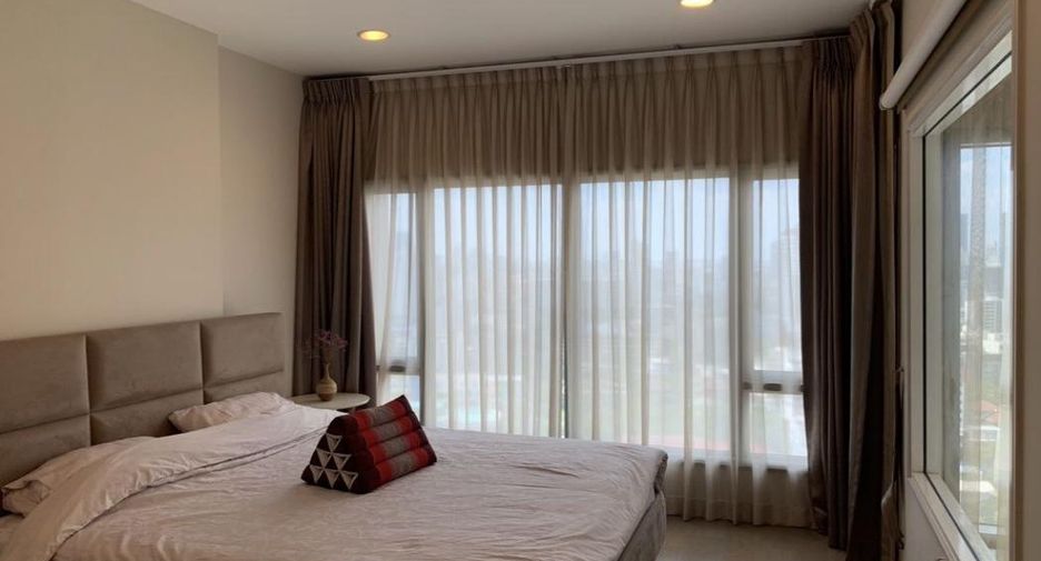 For sale 2 ベッドルーム condo in Khlong Toei, Bangkok