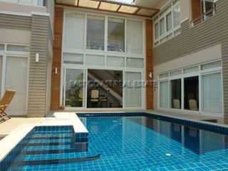For sale 3 ベッドルーム house in Na Jomtien, Pattaya