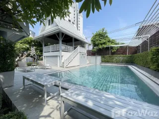 For rent 3 Beds villa in Khlong San, Bangkok
