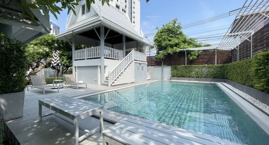 For rent 3 Beds villa in Sathon, Bangkok