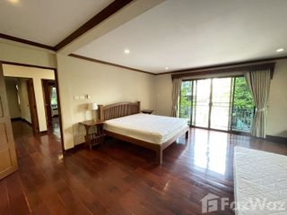 For rent 3 Beds villa in Khlong San, Bangkok