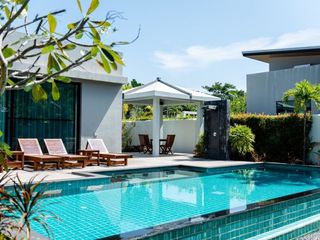 For rent 3 bedrooms villa in Mueang Phuket, Phuket
