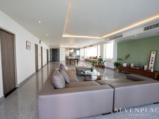 For rent 3 bedrooms condo in Watthana, Bangkok