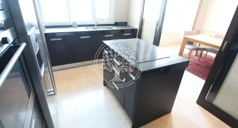 For rent and for sale 3 bedrooms condo in Sathon, Bangkok