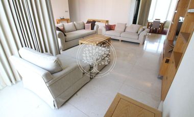 Condo en alquiler y en venta de 3 habitaciones en Sathon, Bangkok