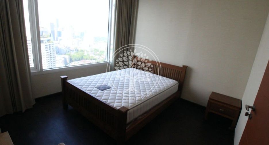 For rent and for sale 3 bedrooms condo in Sathon, Bangkok