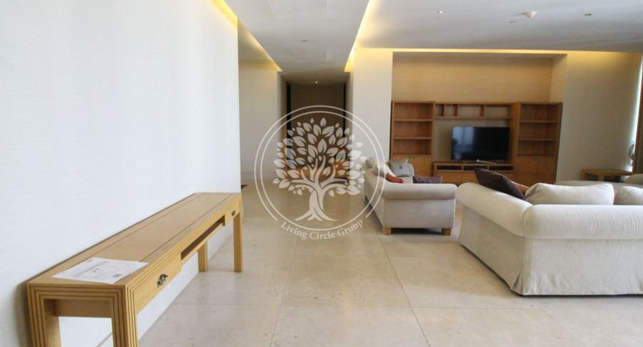 For rent and for sale 3 bedrooms condo in Sathon, Bangkok