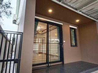 For sale 2 bed townhouse in Hua Hin, Prachuap Khiri Khan