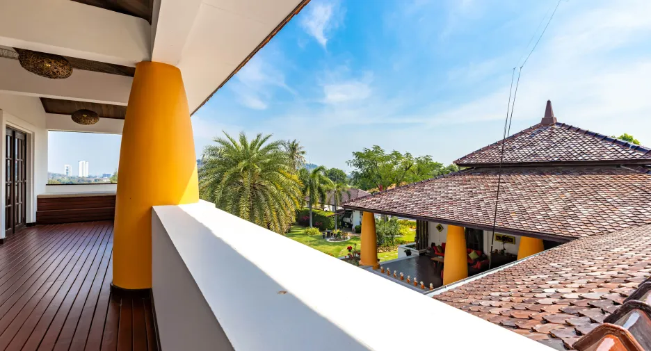 For sale 6 bed villa in Hua Hin, Prachuap Khiri Khan