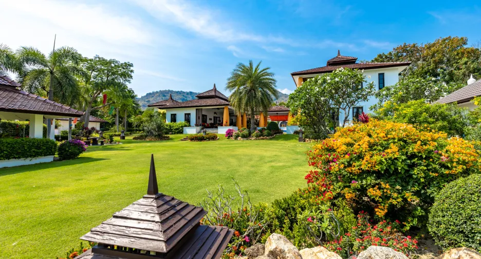 For sale 6 bed villa in Hua Hin, Prachuap Khiri Khan