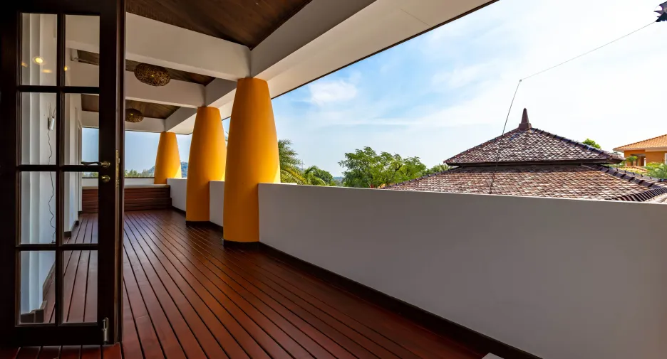 For sale 6 bed villa in Hua Hin, Prachuap Khiri Khan
