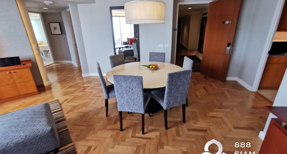 For rent 3 bedrooms condo in Yan Nawa, Bangkok