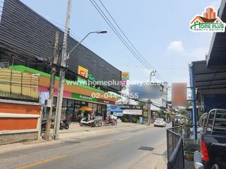 出售 3 卧室 商业空间 在 Phra Khanong, 曼谷
