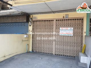 出售 3 卧室 商业空间 在 Phra Khanong, 曼谷