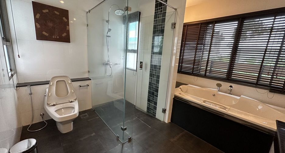For rent 4 bed villa in Mueang Phuket, Phuket