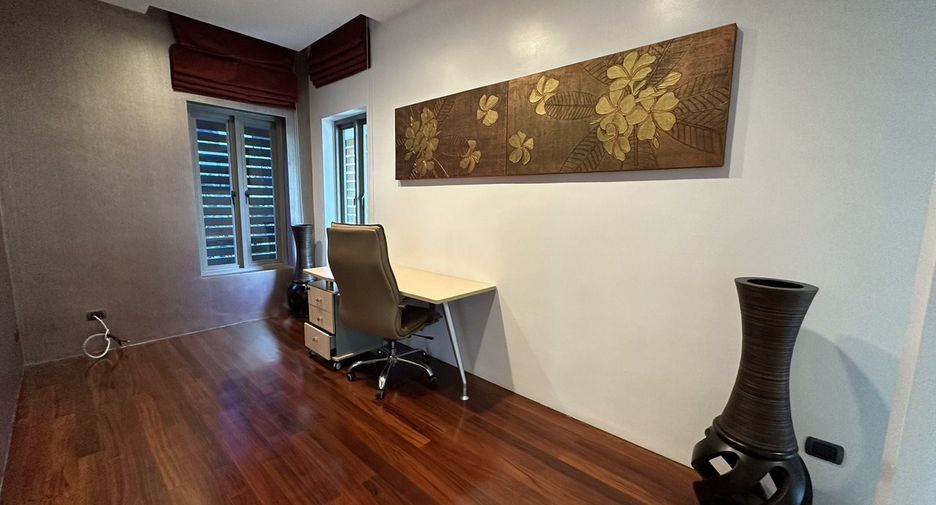 For rent 4 bed villa in Mueang Phuket, Phuket