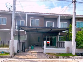 For sale 3 bed townhouse in Sai Noi, Nonthaburi