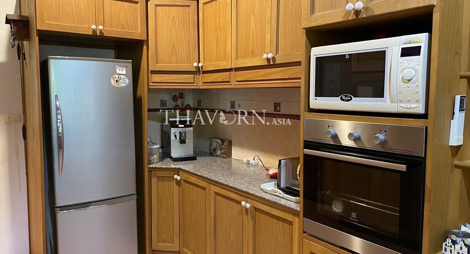 For sale 3 bedrooms house in Si Racha, Chonburi