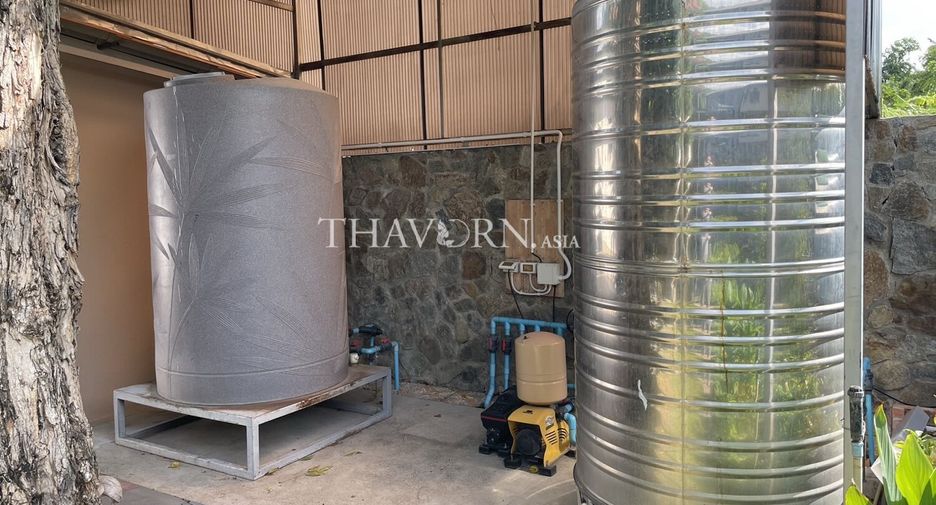 For sale 3 bedrooms house in Si Racha, Chonburi
