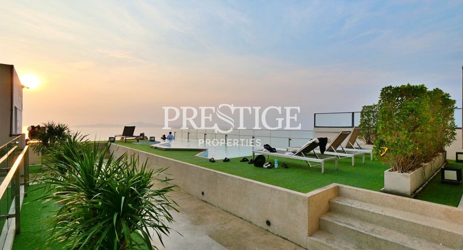 For sale 2 bedrooms condo in Pratumnak, Pattaya
