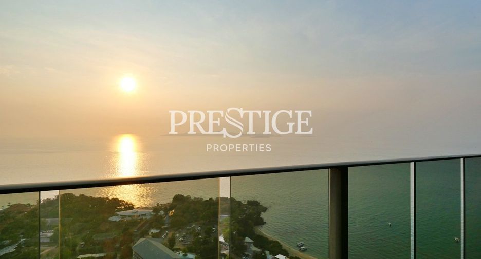 For sale 2 bedrooms condo in Pratumnak, Pattaya