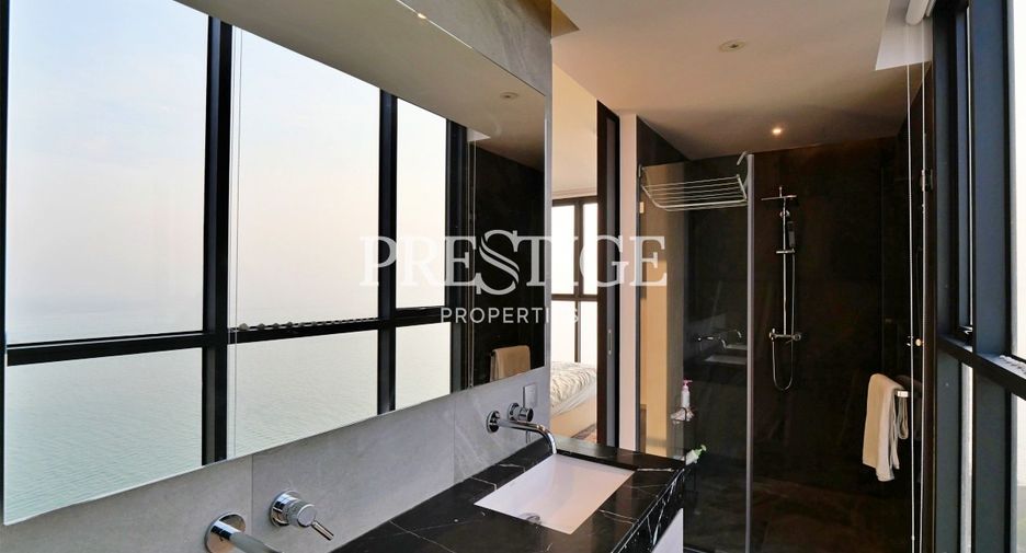 For sale 2 bedrooms condo in Pratumnak, Pattaya