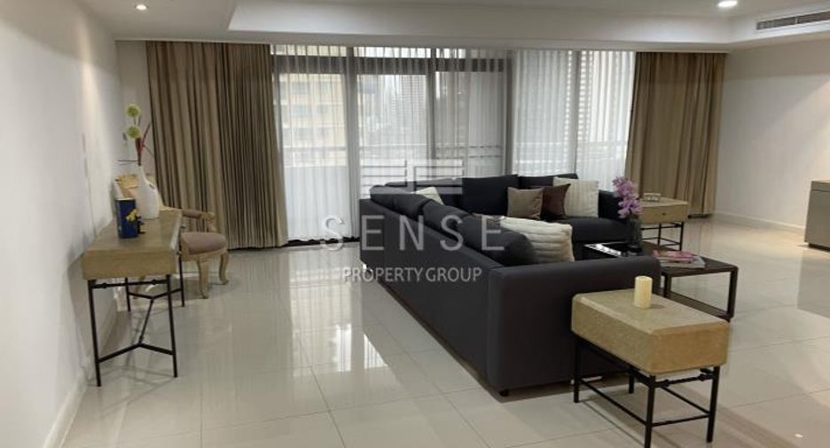 For rent 3 bed condo in Watthana, Bangkok