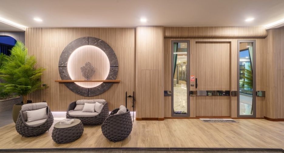 Haus zum Kauf mit 6 Zimmer in Bang Lamung, Chonburi