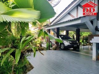 For sale 4 bed house in Mueang Nakhon Si Thammarat, Nakhon Si Thammarat