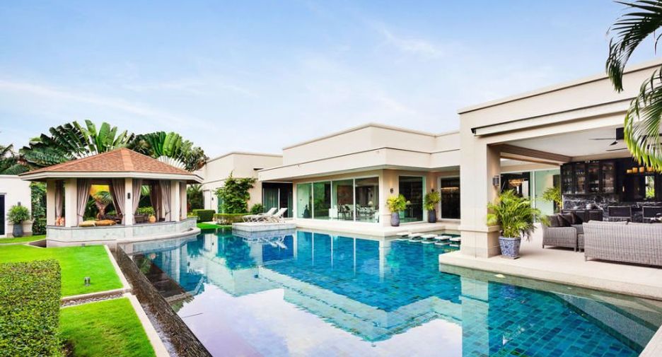 For sale 8 Beds villa in East Pattaya, Pattaya