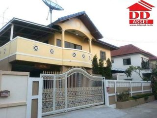 For sale 3 bed house in Bang Khae, Bangkok
