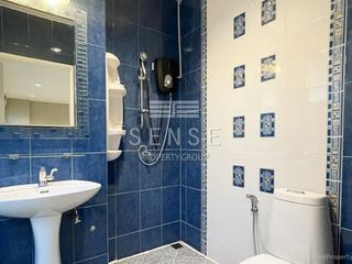 For rent 5 bedrooms condo in Yan Nawa, Bangkok