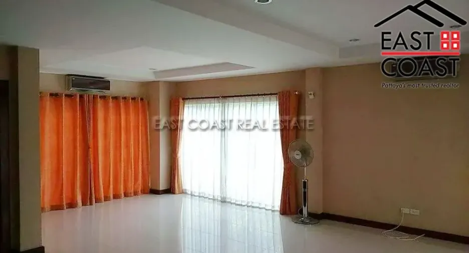 À vendre 3 chambres maison à Bang Saray, Pattaya