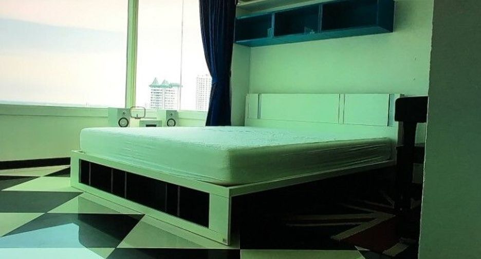 For sale 3 Beds condo in Bang Kho Laem, Bangkok
