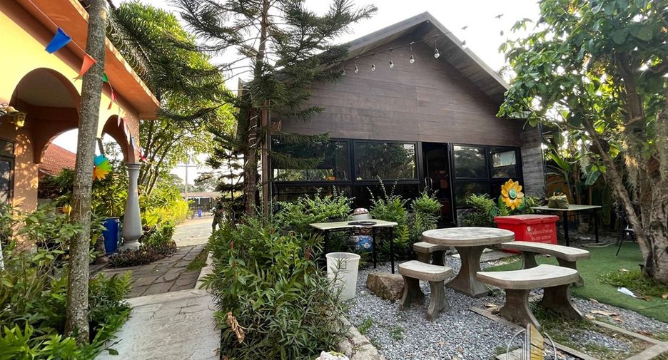 Hotel en venta de 9 habitaciones en Sattahip, Chonburi