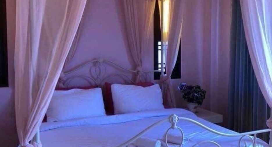 Hotel en venta de 9 habitaciones en Sattahip, Chonburi