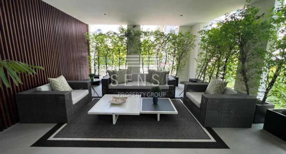 For sale and for rent 4 bedrooms condo in Watthana, Bangkok