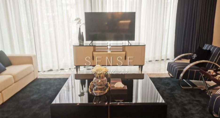 For sale and for rent 4 bedrooms condo in Watthana, Bangkok