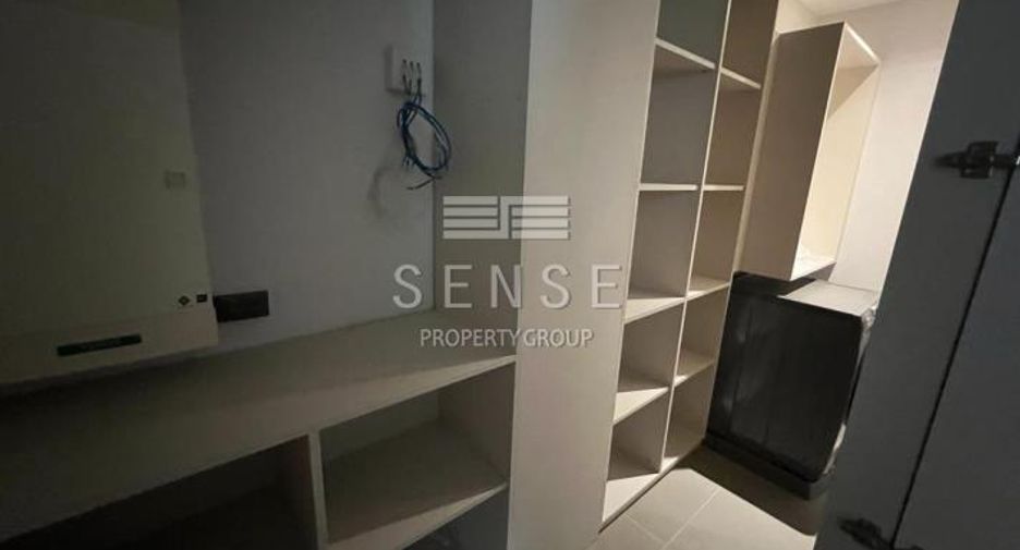 For sale and for rent 4 bedrooms condo in Watthana, Bangkok