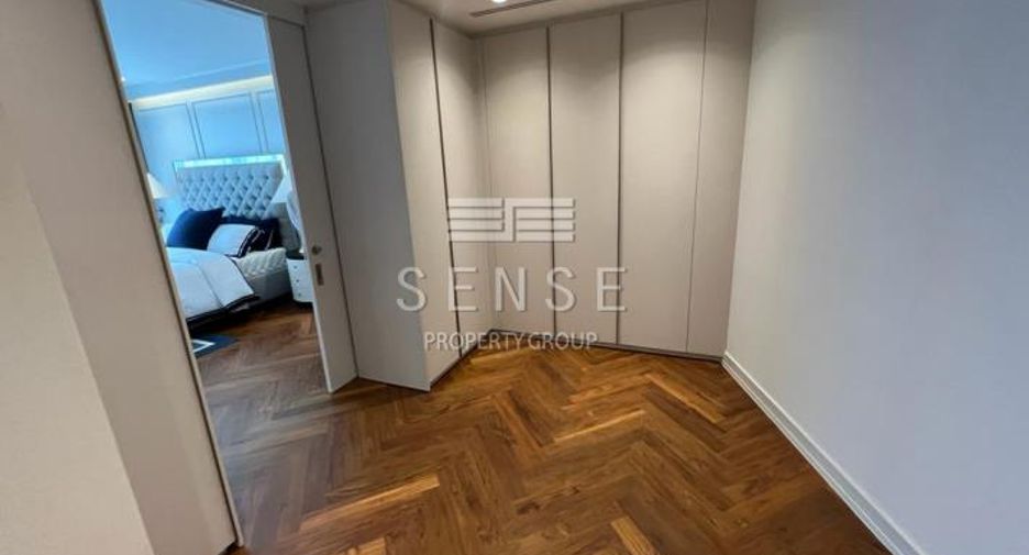 For sale and for rent 4 bedrooms condo in Watthana, Bangkok