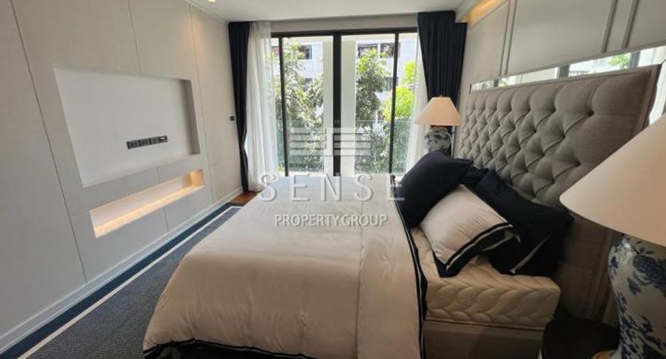 For sale and for rent 4 bedrooms condo in Watthana, Bangkok