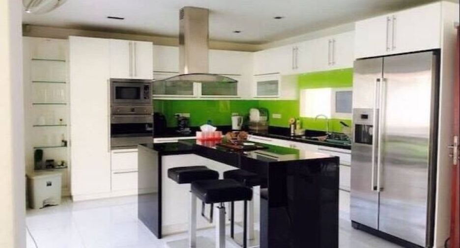 Casa en alquiler y en venta de 5 habitaciones en Bang Lamung, Chonburi